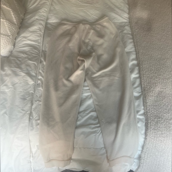 Nike dri-fit soft cream joggers size medium - Picture 3 of 4